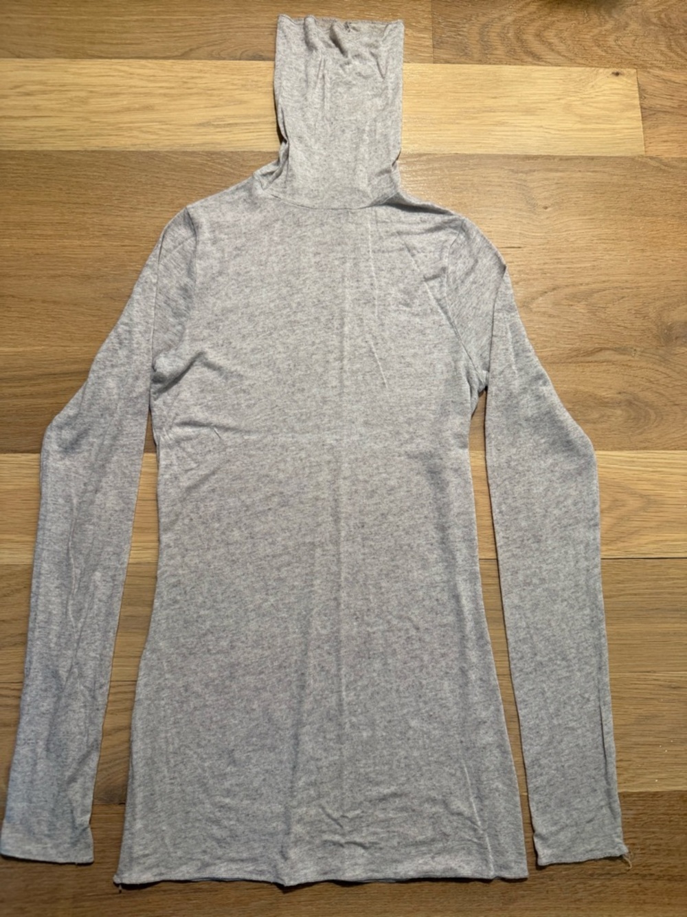 Intimissimi Gray Ultra Lightweight Cashmere turtleneck